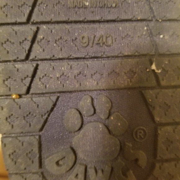 Boots - Picture 8 of 9